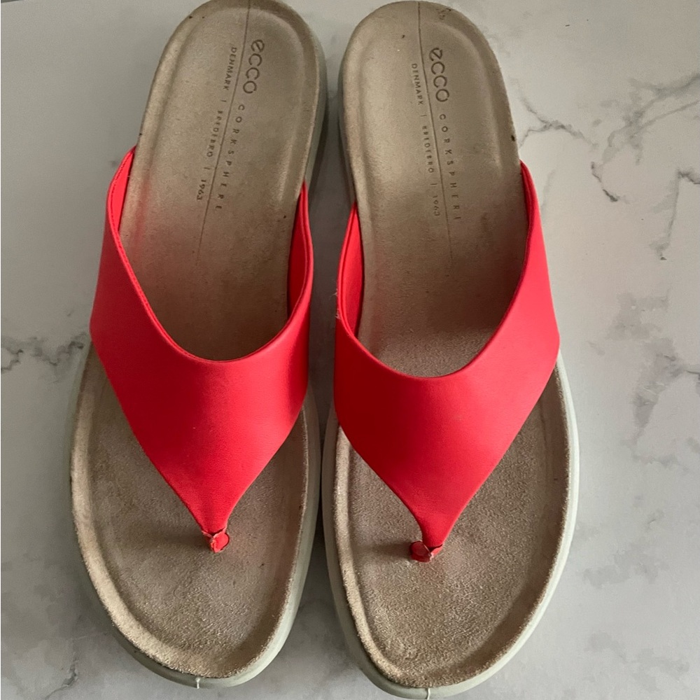 Women’s Neon Orange Flip Flops Ecco size 11